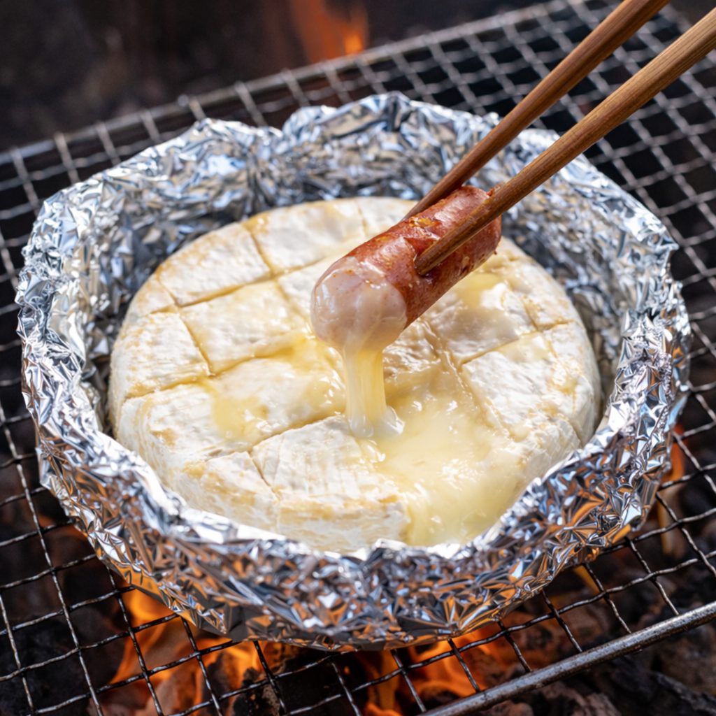 焚き火　チーズフォンデュ　アルミホイル