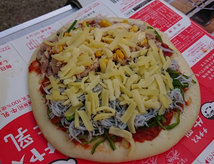 焚き火　アルミホイル　ピザ