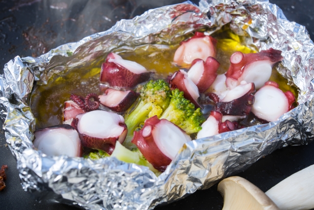焚き火　飯　アルミホイル